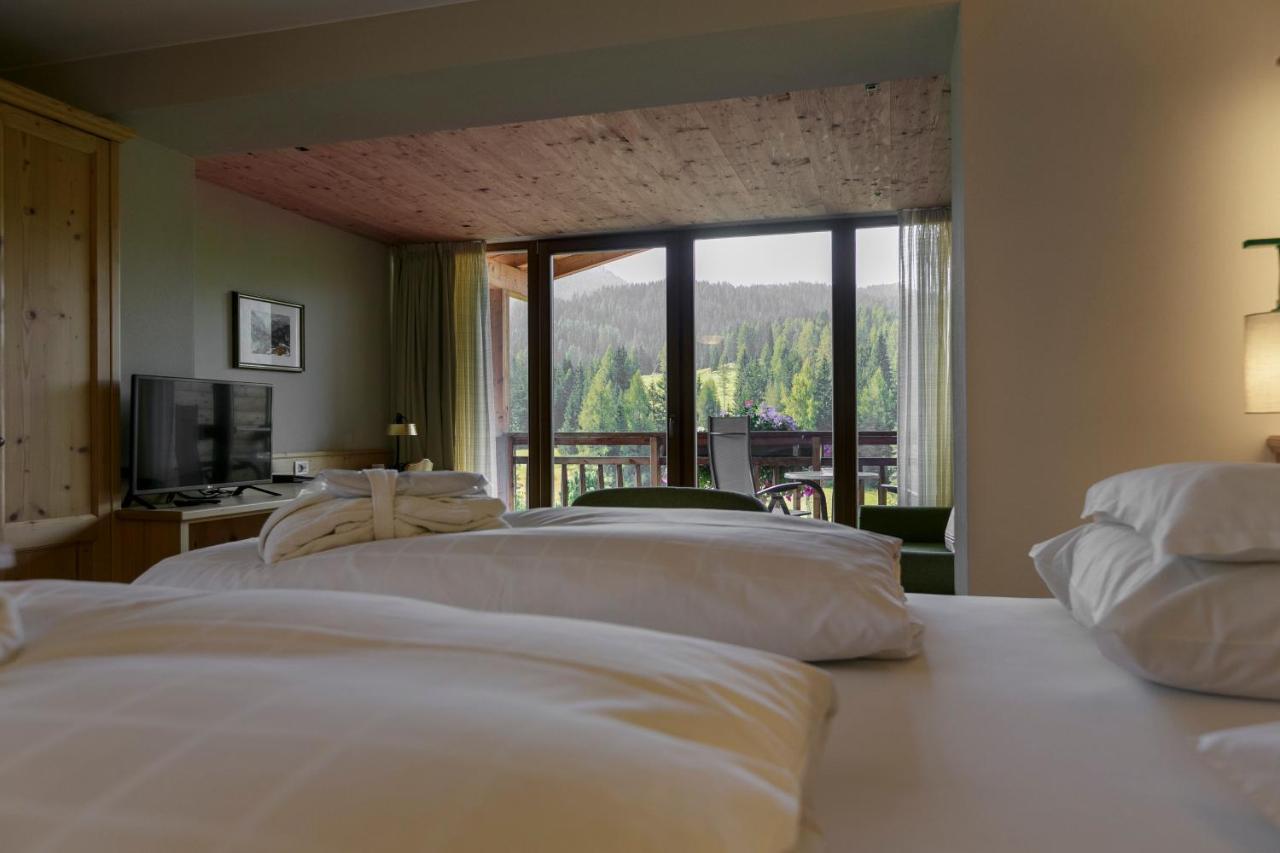 Hotel Gran Paradiso San Cassiano  Buitenkant foto