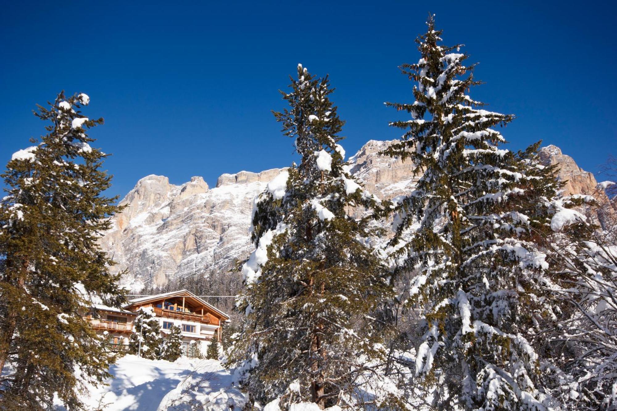 Hotel Gran Paradiso San Cassiano  Buitenkant foto
