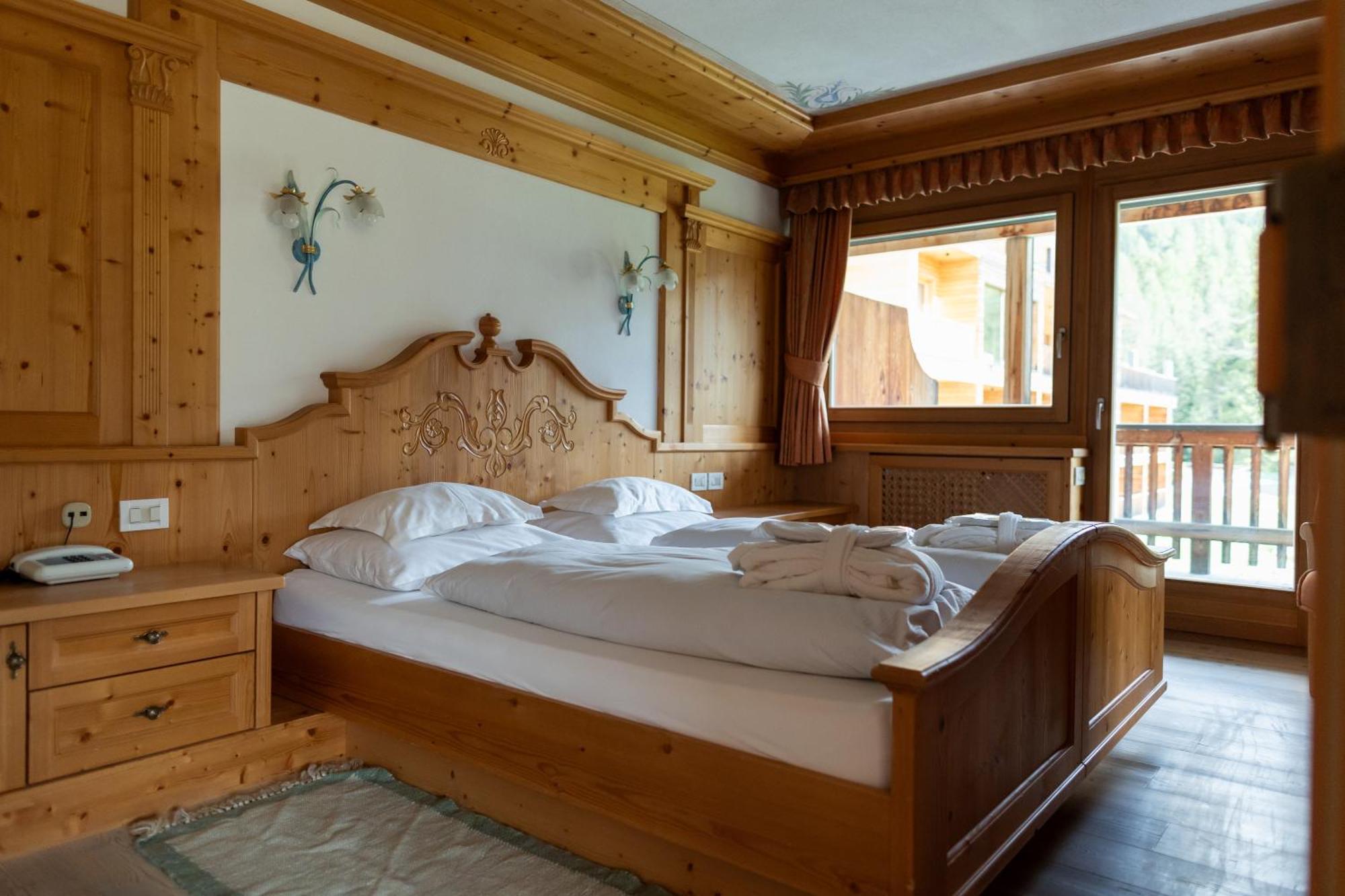 Hotel Gran Paradiso San Cassiano  Buitenkant foto