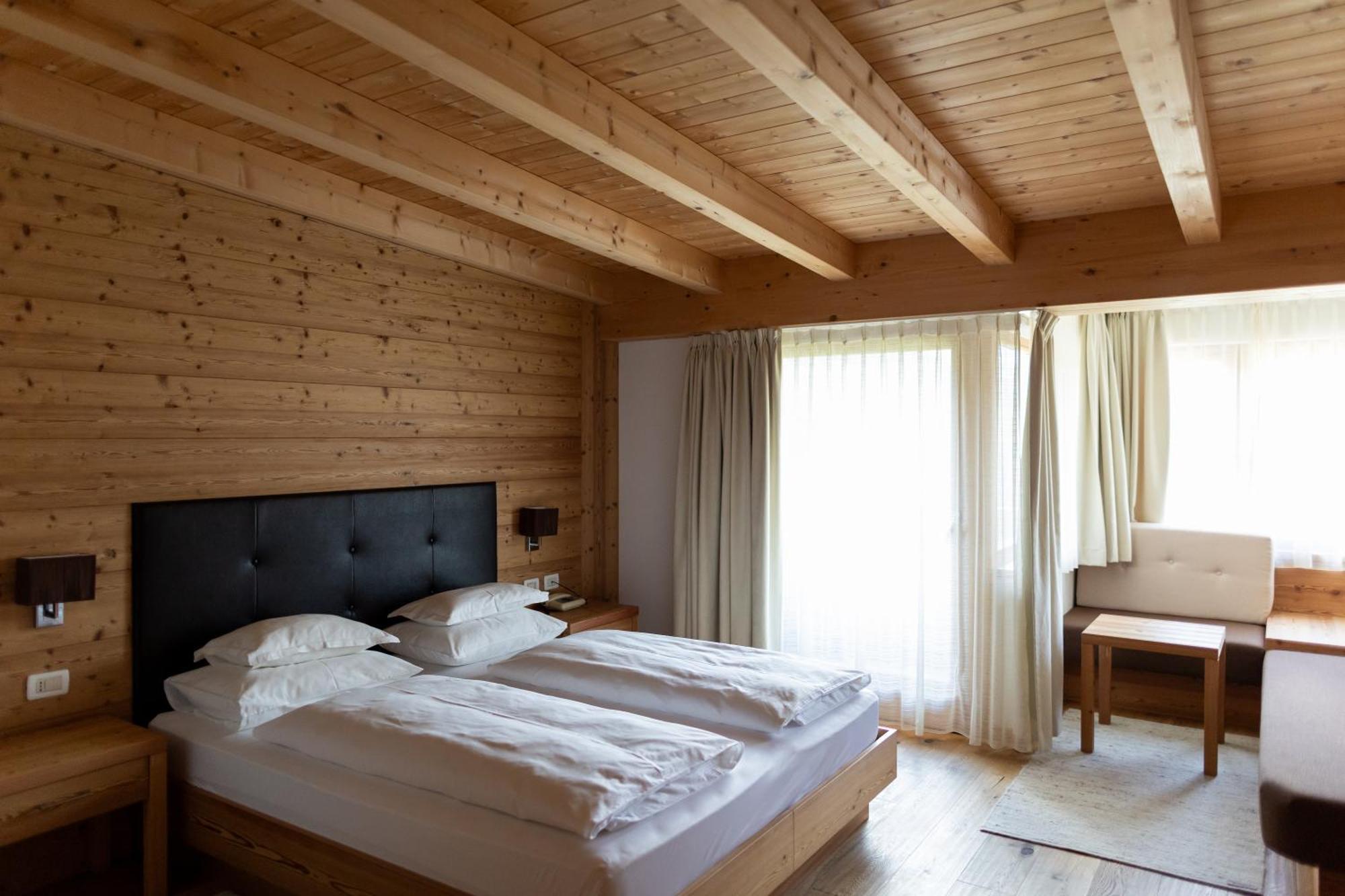 Hotel Gran Paradiso San Cassiano  Buitenkant foto