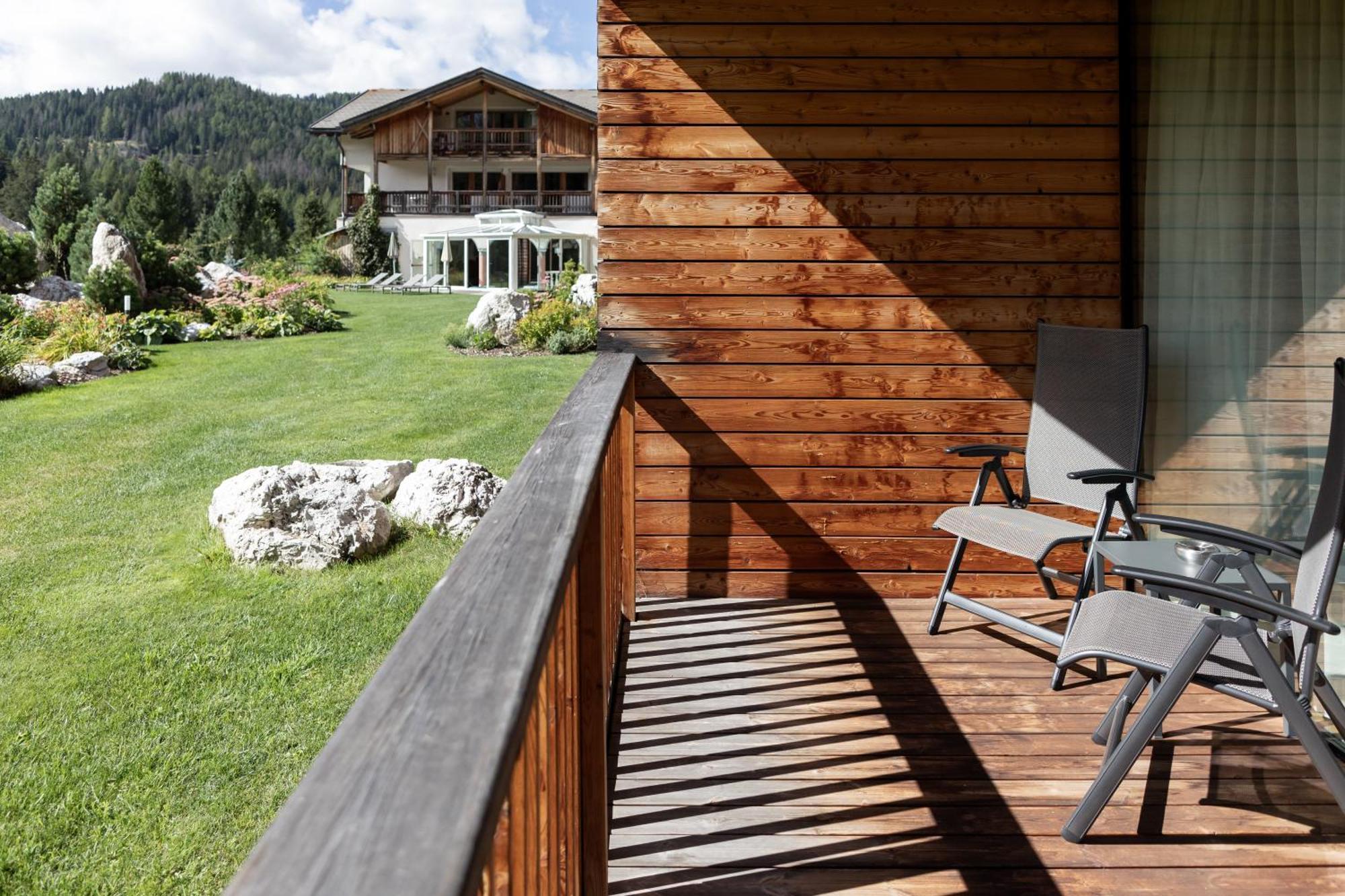 Hotel Gran Paradiso San Cassiano  Buitenkant foto