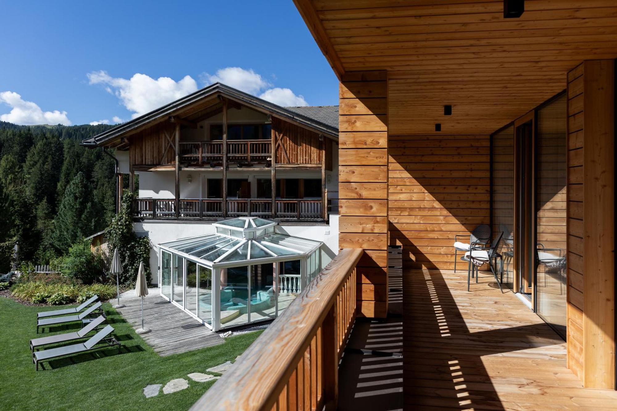 Hotel Gran Paradiso San Cassiano  Buitenkant foto