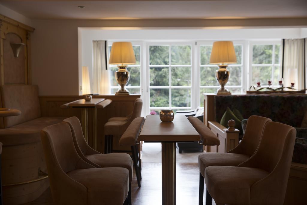 Hotel Gran Paradiso San Cassiano  Buitenkant foto